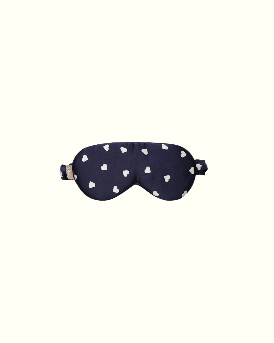 Masque de sommeil 100% pure soie - Bleu nuit imprimé cœurs – Image 3